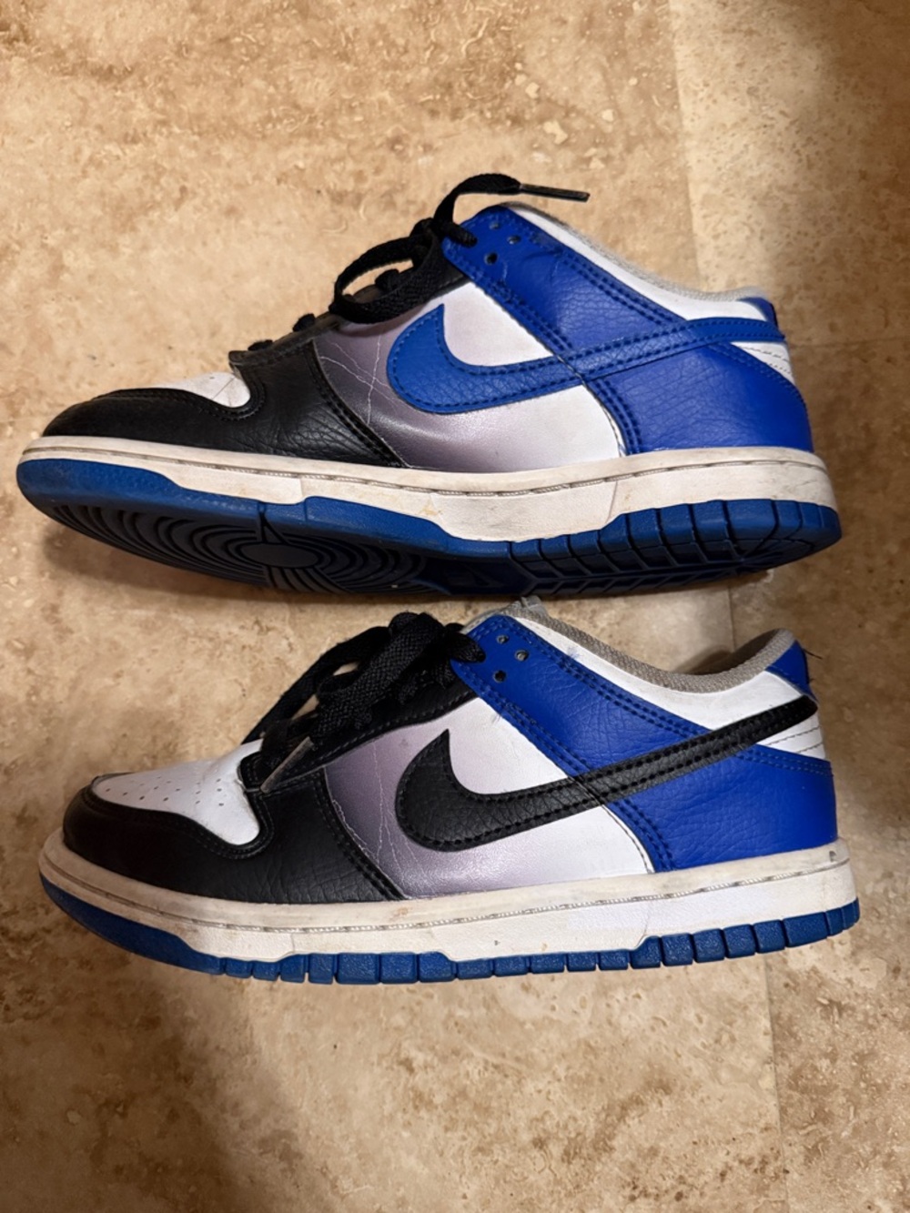 Nike Kids Black, White & Blue Low-Top Sneakers